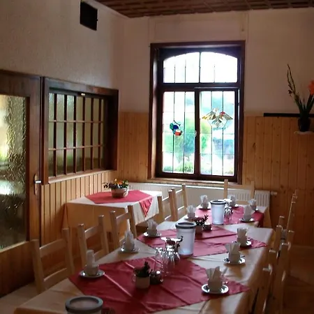 Gasthof Adler Guest house Otisheim